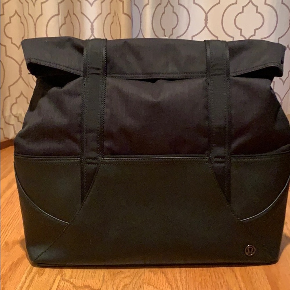 LULULEMON Black Gym / Everyday Bag - Many Pockets